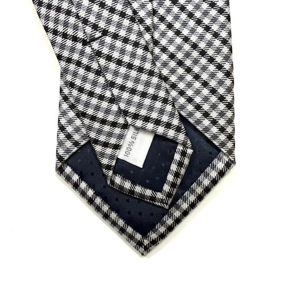 Bloomingdales The Men's Store Silk Tie - Picture 6 of 6